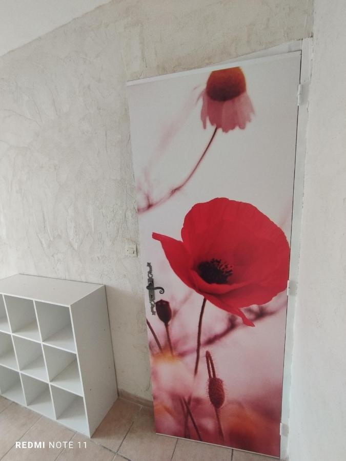 Chambre D Hotes En Provence, Au Pied Du Luberon, Les Coquelicots La Tour-dʼAigues Εξωτερικό φωτογραφία