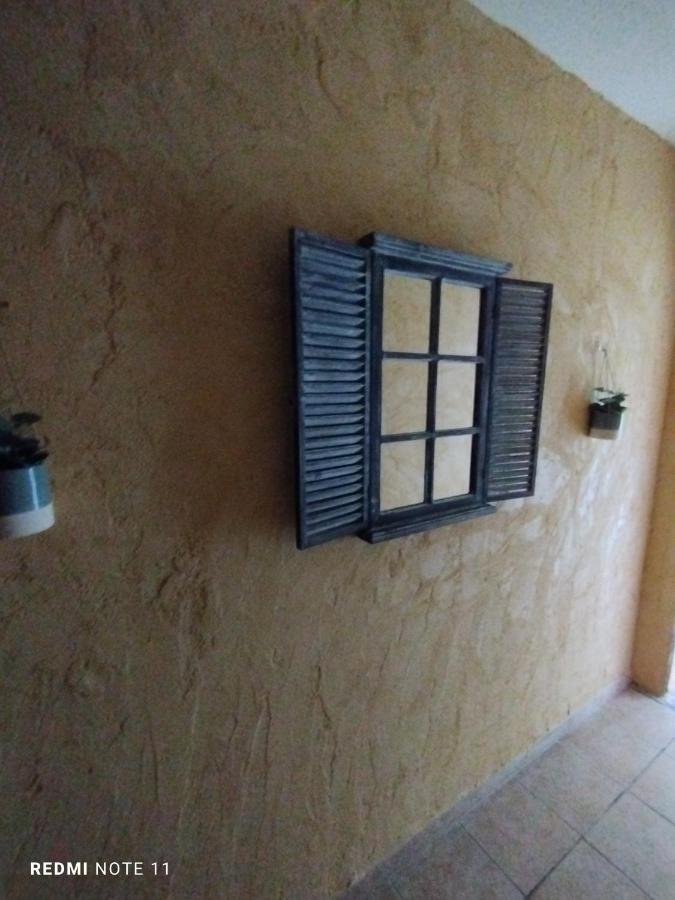 Chambre D Hotes En Provence, Au Pied Du Luberon, Les Coquelicots La Tour-dʼAigues Δωμάτιο φωτογραφία
